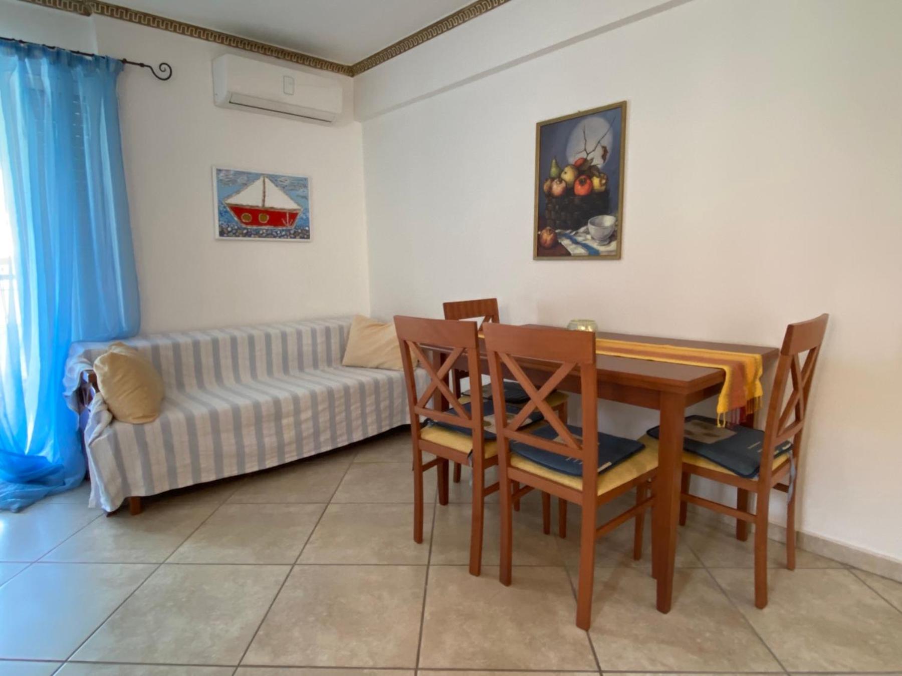ניי פורי Roula Apartment מראה חיצוני תמונה